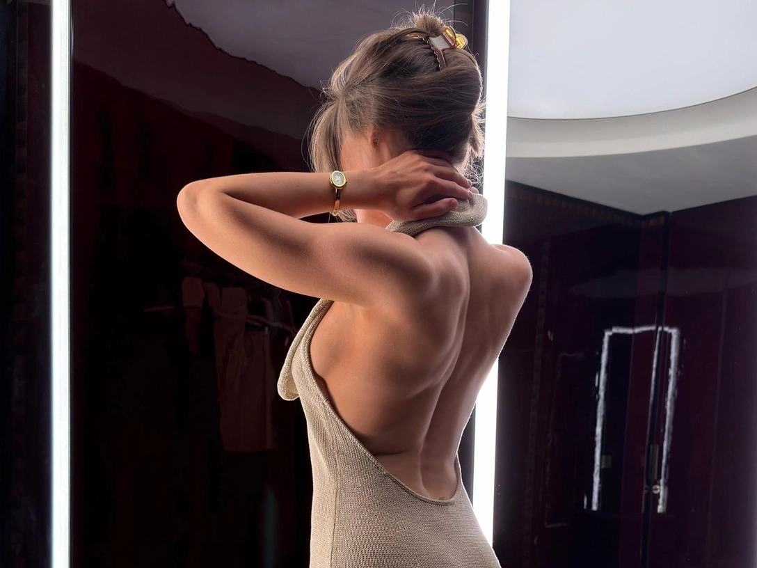 5 дымных парфюмов, которые пахнут дорого — и немного опасно | marieclaire.ru