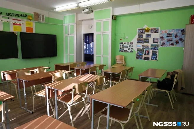 В кабинете уютно и светло | Источник: Евгений Софийчук / NGS55.RU