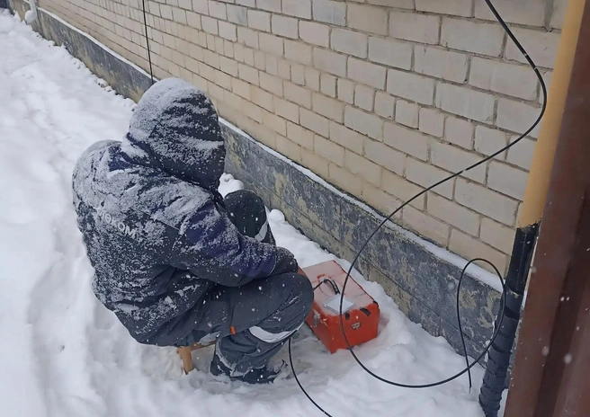 В первые недели работы приоритет технической службы «Ростелекома» был отдан восстановлению магистральных линий связи, обеспечивающих соединение между населенными пунктами и крупными узлами внутри городов | Источник: «Ростелеком»