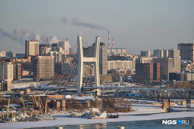 Строители четвертого моста будут менять канализацию, из-за этого перекроют улицу | Источник: Александр Ощепков / NGS.RU