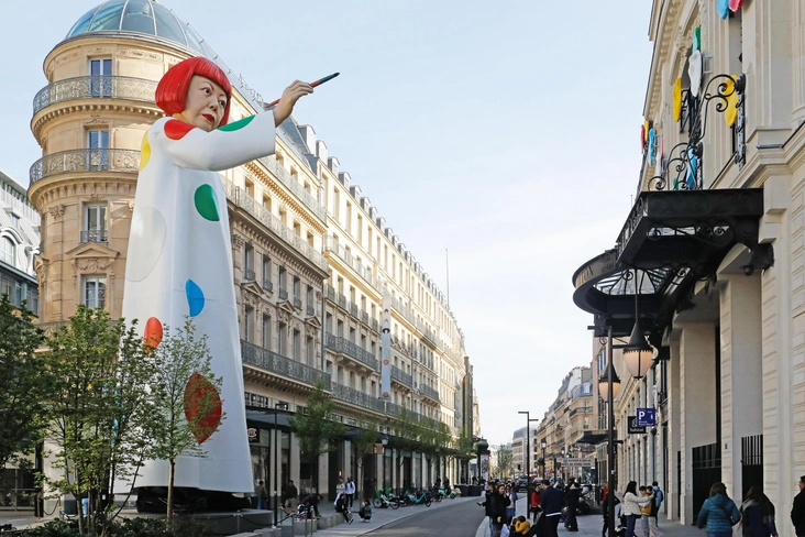 Бутик Louis Vuitton в Париже, 2023 год.