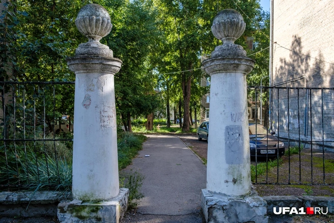 Многие дворы имели такие входы и выходы | Источник: Булат Салихов / UFA1.RU
