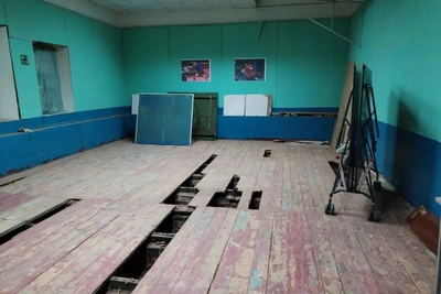 Sports school in Kamyshin destroyed after pipe burst