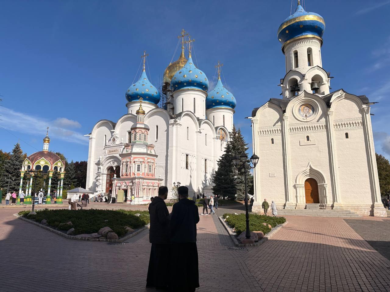 «Тогда присвоили, и теперь хотят забрать»: почему из Троице-Сергиевой лавры изъяли «Троицу» Рублева…