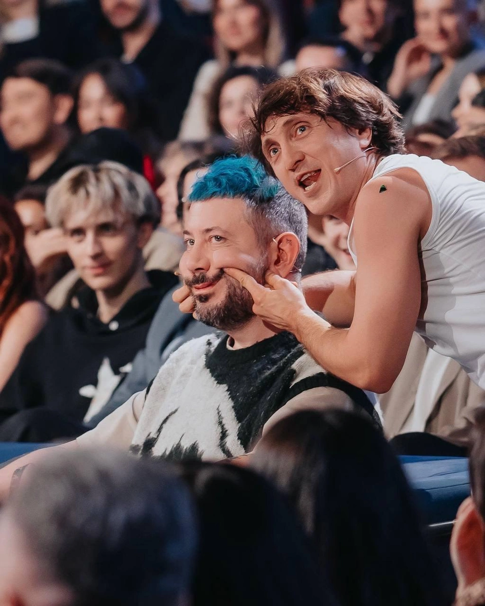 Участники шоу «Звезды» любого заставят улыбаться | Источник: show_zvezdy / Instagram (экстремистская организация, деятельность запрещена на территории РФ)