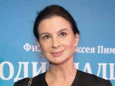 Екатерина Стриженова на могиле золовки Елены Земляникиной: «Такие люди точно попадают сразу в рай»