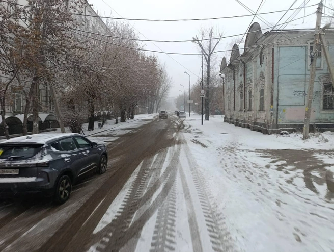 В Иркутске открыли проезд по центральной улице, где после прорыва водопровода провалился асфальт | Источник: Администрация Иркутска / T.me
