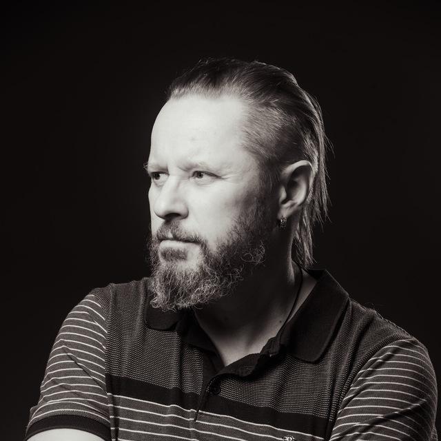 <p>Андрей Дворников</p>
