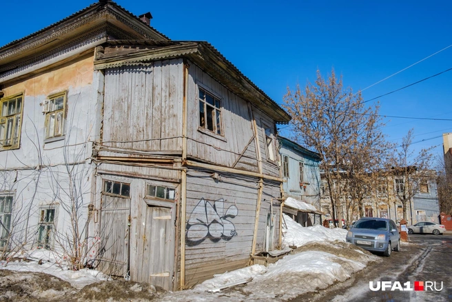 Усадьба Бухартовских два года назад выглядела хуже | Источник: Булат Салихов / UFA1.RU
