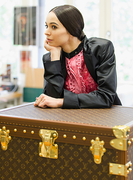 Louis Vuitton создал чемодан для Дианы Вишневой