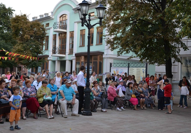 В Рязани попрощались со «Встречами на Почтовой» | ya62.ru