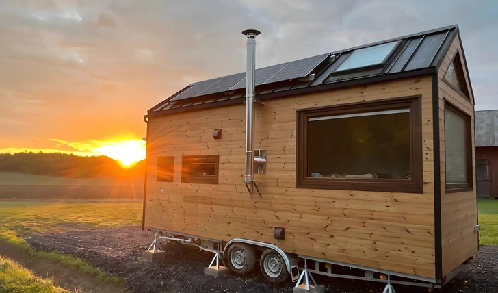 Минимализм в шведском стиле: оцените крошечный дом-прицеп Sofia в котором продумано буквально всё Минимализм в шведском стиле: оцените крошечный дом-прицеп Sofia в котором продумано буквально всё