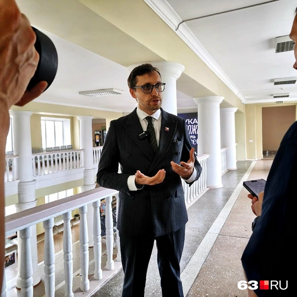 — Основные налогоплательщики Хабаровского края — предприятия горной отрасли. Они испытывают кадровый и технологический дефицит. Наши научные усилия направлены на то, чтобы предлагать технологии безлюдных карьеров и ГОКов, автоматизировать системы принятия решений, — заявил глава университета | Источник: Анна Шорина / 63.RU