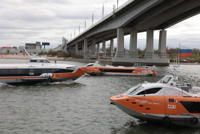 1 октября прибыло первое речное пассажирское судно «Метеор 120Р-07», которое поставил завод-изготовитель «Центральное конструкторское бюро по судам на подводных крыльях имени Р. Е. Алексеева» | Источник: пресс-служба губернатора Ростовской области