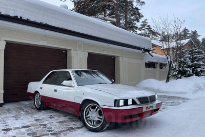 Toyota Cresta 1989 года продают в Новосибирске