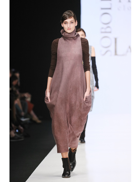 Коллективный показ молодых дизайнеров Лены Карнауховой