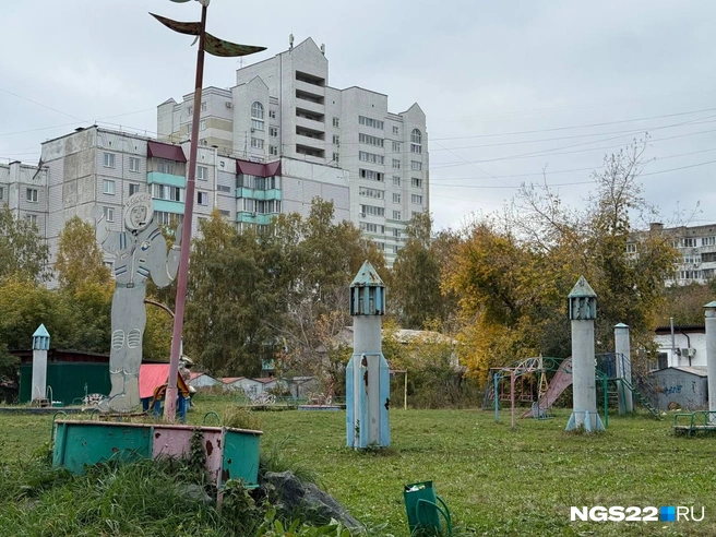 На Сулиме много стареньких площадок с советской атмосферой | Источник: Полина Шевчукова / NGS22.RU