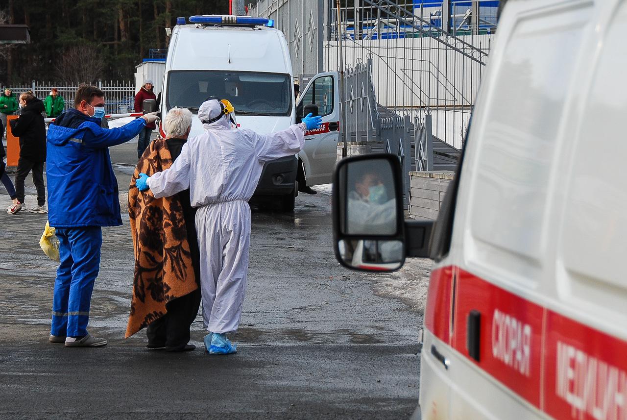 При взрыве кислородной станции в ковидной больнице Челябинска умерла  пациентка. В СК проводят экспертизу по пяти скончавшимся в тот день  пациентам, 14 декабря 2020 года - 14 декабря 2020 - 74.ру