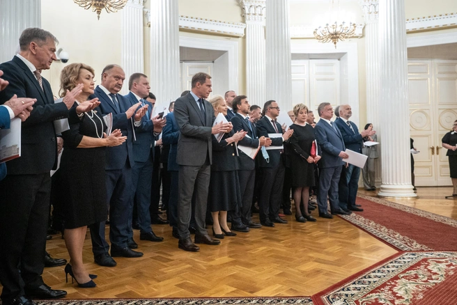 Жемчужные ванны и психолог. Стало известно, каким будет ДМС для Заксобрания Петербурга | Источник: Михаил Огнев / FONTANKA.RU