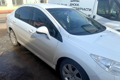 Иномарка арестована за неуплату налогов и кредитов