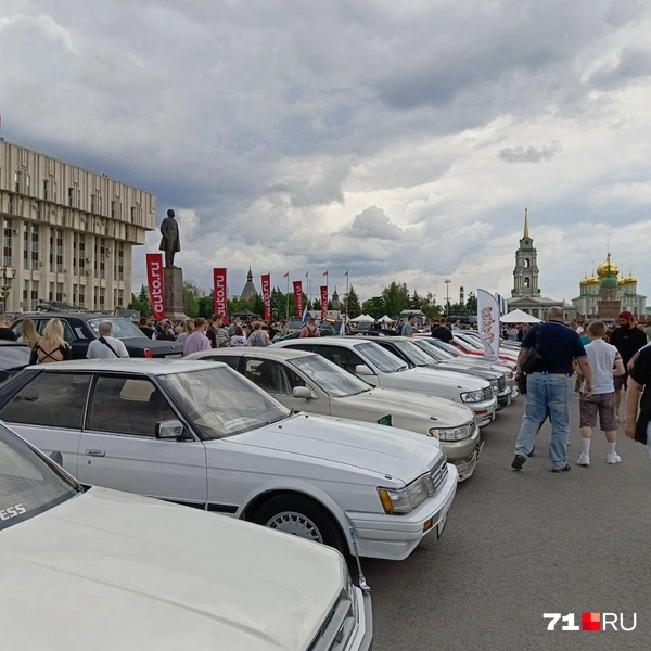 В центре есть и классические машины | Источник: Максим Улитов / 71.RU