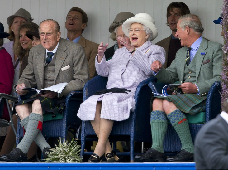 Принц Филипп, королева Елизавета, принц Чарльз, 2012 год