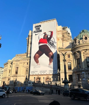 Парижан возмутила реклама Nike с пышной моделью