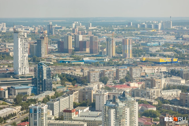 Обзавестись своим жильем достаточно непросто, и легче в ближайшее время точно не станет | Источник: Владислав Лоншаков / E1.RU