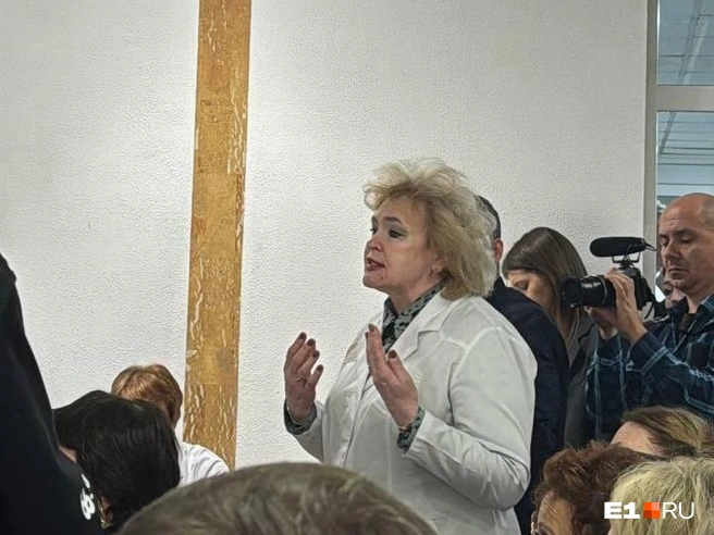 Доктор медицинских наук Светлана Калинина подчеркнула, что благодаря Габинскому в два раза снизилась смертность пациентов | Источник: Ксения Маринина / E1.RU