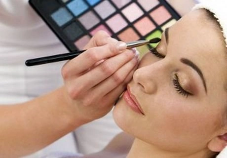 Салоны красоты Магаса 8 марта обслужат малоимущих бесплатно | ya62.ru