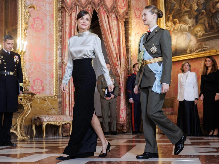 Королева Летиция и принцесса Леонор на Военной Пасхе, 6 января 2024 год