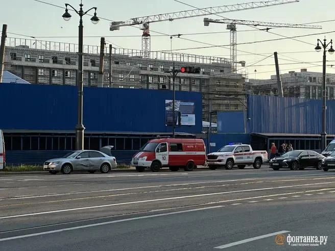 Выросло число жертв взрыва на стройке Судебного квартала в Петербурге | Источник: читатель «Фонтанки» Карл
