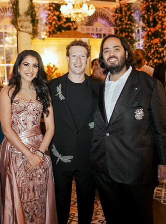 Рианна за 7 миллионов и 1000 звездных гостей: как прошла предсвадебная вечеринка сына самого богатого человека Индии