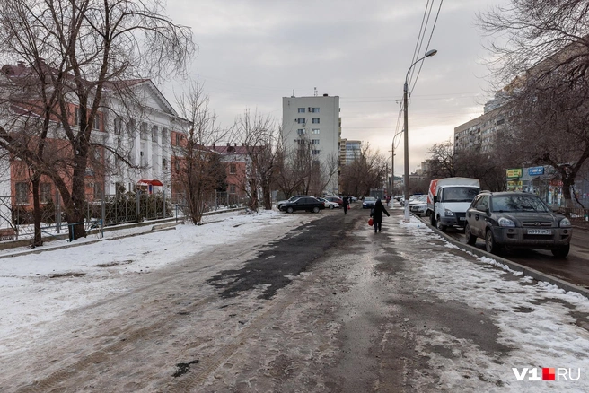 Пока людям и машинам удается найти общий язык | Источник: Алексей Волхонский / V1.RU