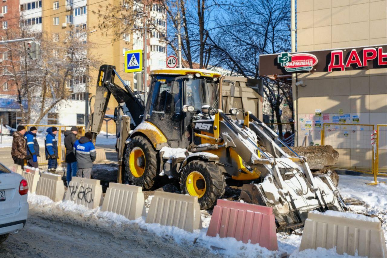 Запахло весной? Кто навонял на уфимском бульваре Ибрагимова и сколько там еще ходить, зажав носы