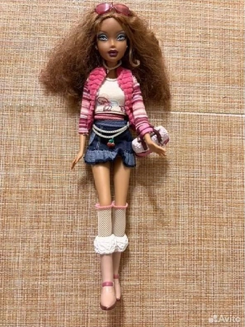 Эту Барби My Scene удалось продать в два раза дороже | Источник: Настасья Медведева