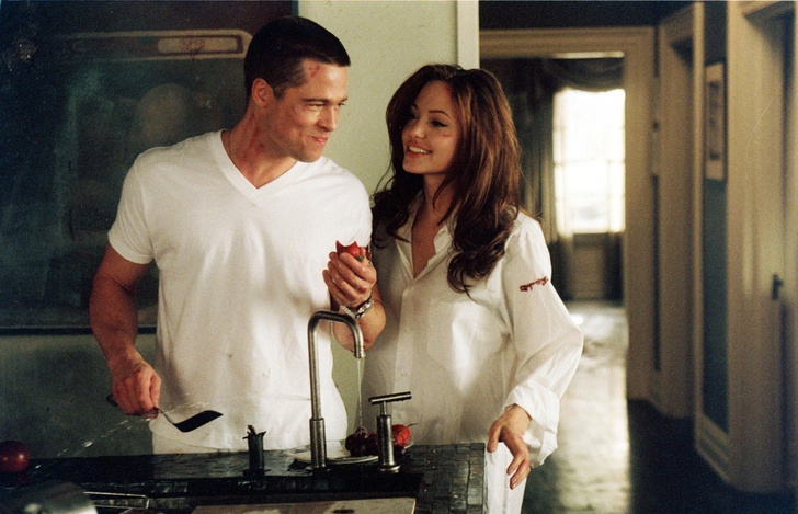 Брэд Питт и Анджелина Джоли жестами выдали свои истинные отношения
