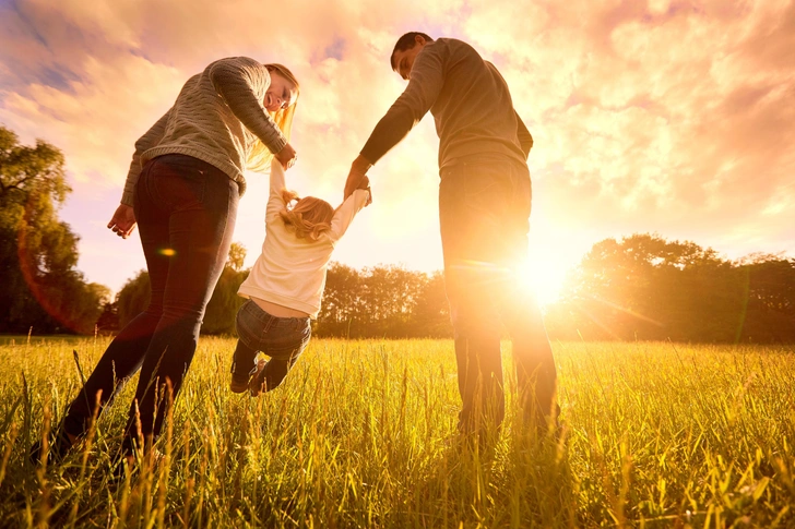 Пособия для родителей в 2024 году: полный список выплат | Источник: Shutterstock/Fotodom.ru
