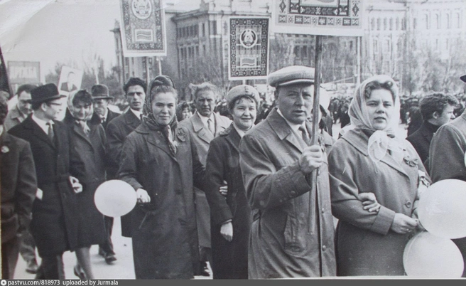 Вероятно, работники завода, 1967 год | Источник: Pastvu.com