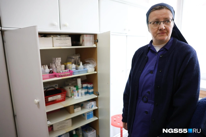 Монахиня руководит социально-медицинской службой для бездомных | Источник: Евгений Софийчук / NGS55.RU
