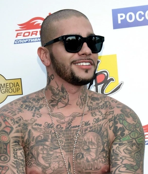 Тимати пополнил автопарк редким Koenigsegg Regera за 350 миллионов рублей и уже гоняет на нем по Москве