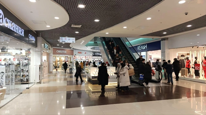 С чем связана эвакуация, пока неизвестно | Источник: читатель НГС