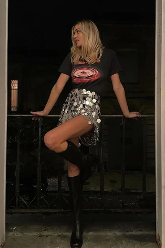 В чем встречать Новый год 2026 Красной Огненной Лошади: рекомендации по знакам Зодиака