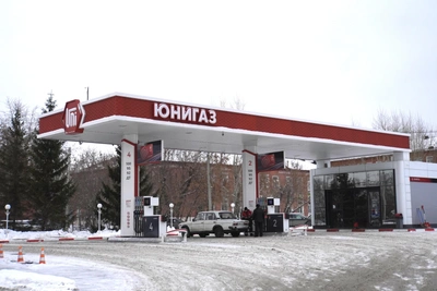 В Омске на АЗС «Юнигаз» ввели лимит 10 литров бензина