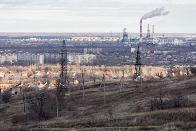 Volgograd Repels Drone Attack, Debris Search