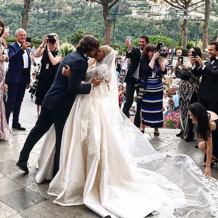 Модель Victoria’s Secret Вита Сидоркина вышла замуж за итальянского миллионера