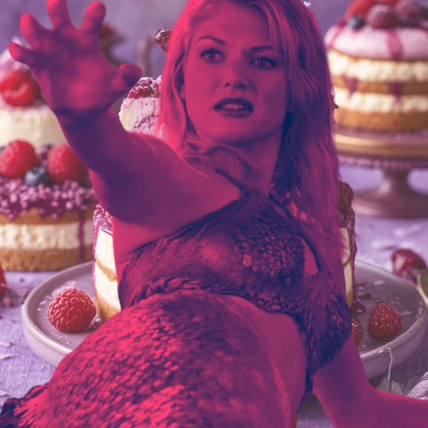 [тест] Выбери чизкейк, и я посоветую тебе сериал из 2010-ых | Источник: Шедеврум | theGirl