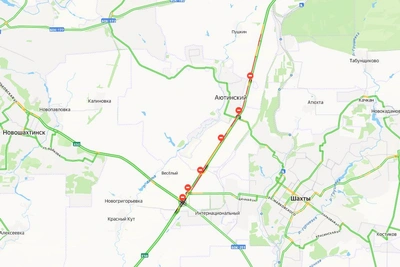 Пробка длиной 14 км выросла на М-4 у Шахт