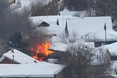 Пожар в частном доме в Новосибирске унёс две жизни