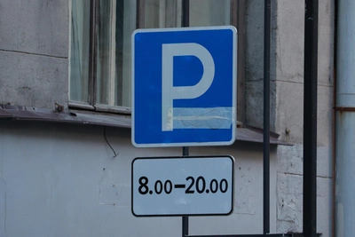 Волжане выступили против введения платных парковок